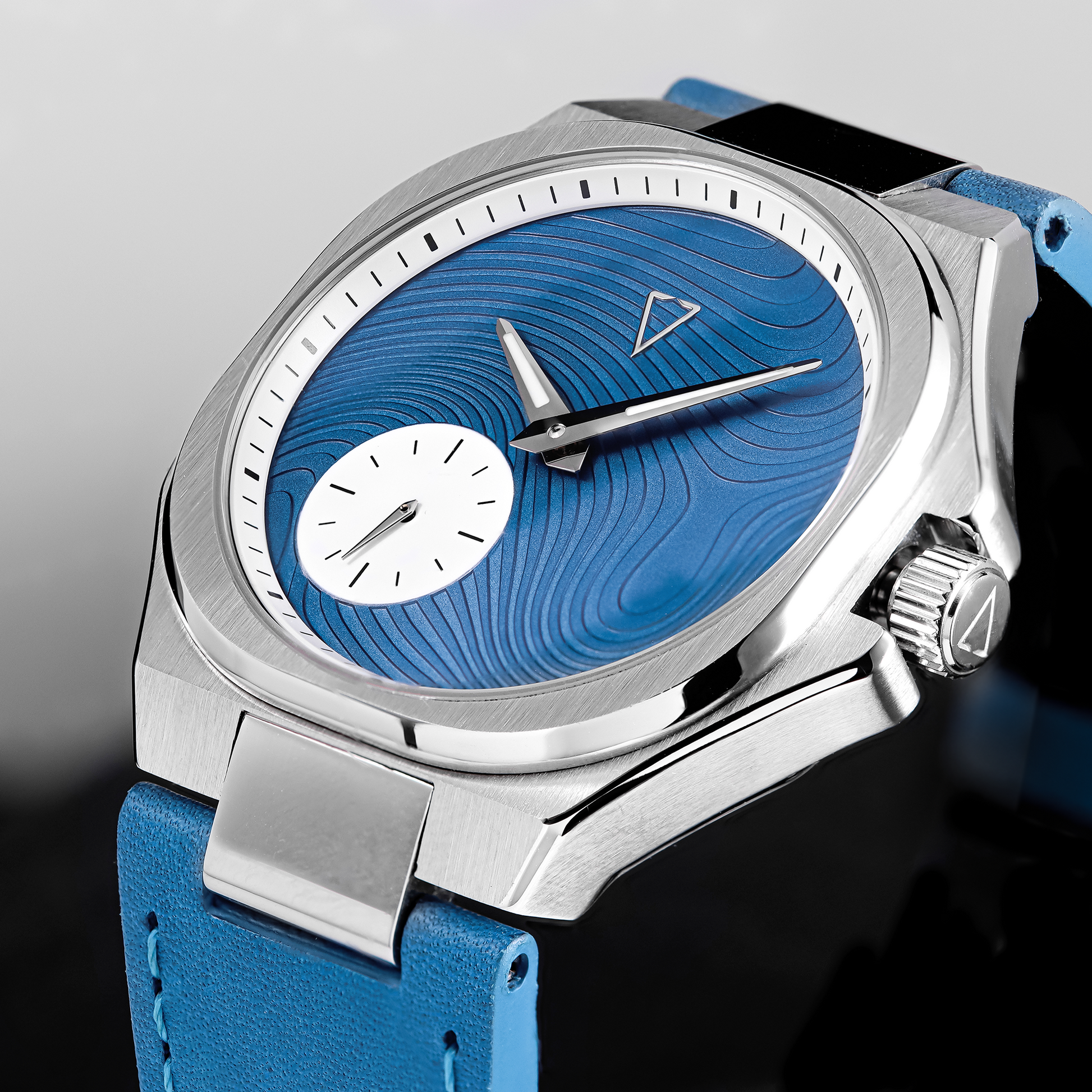 Aryon Waves Blue